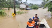 33 Navy Rescue Teams In Flood Relief Efforts